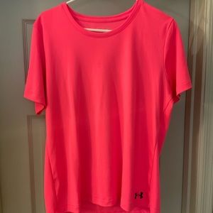 Under Armour XL hot pink top